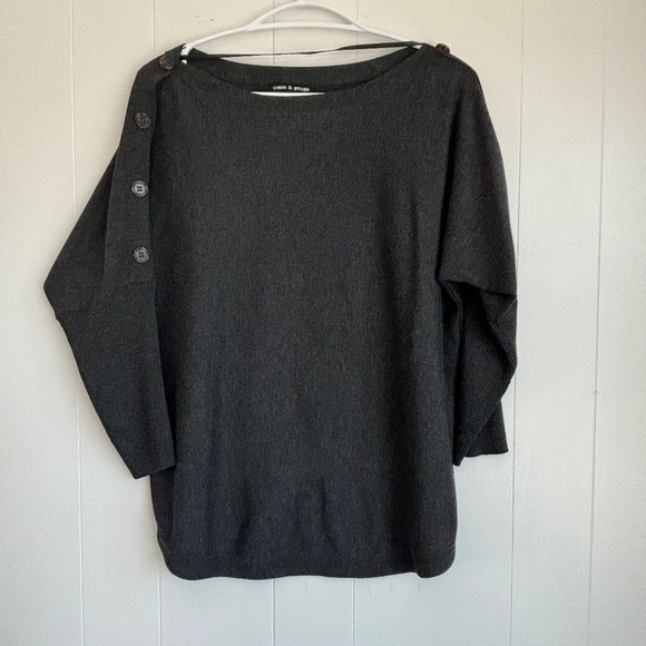 Cable & Gauge boat neck 3/4 sleeve pullover sweater with button detail on sleeve - Picture 2 of 10